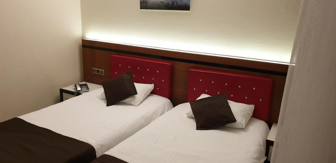 Eriza Hotel 埃尔津詹 外观 照片