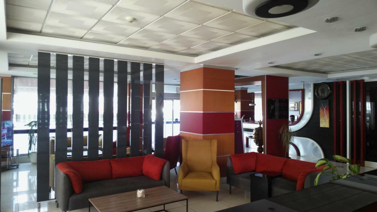 Eriza Hotel 埃尔津詹 外观 照片